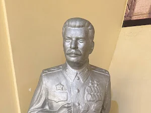 Вид с крепостного вала на город